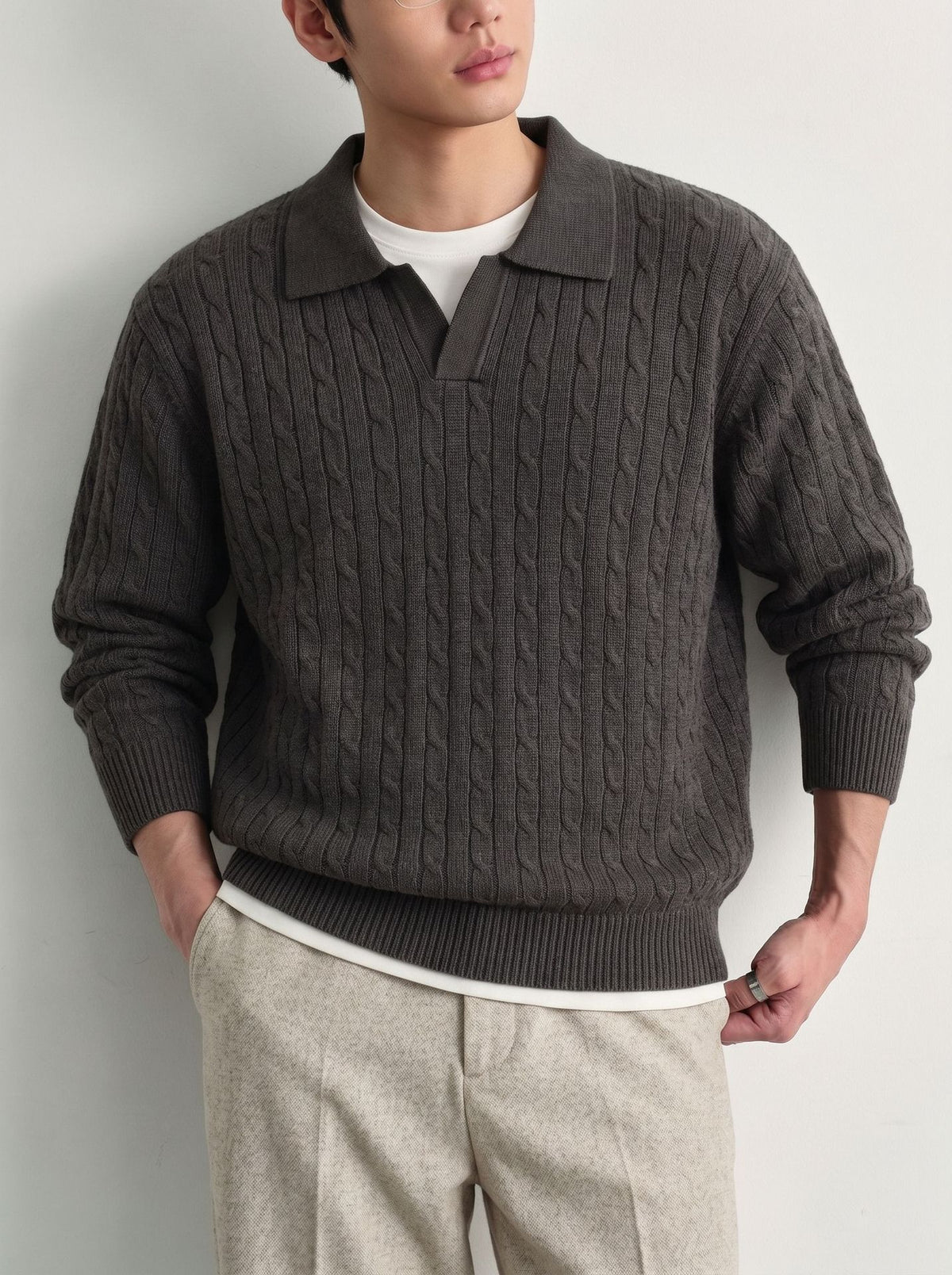 Solid color long sleeved sweater for men